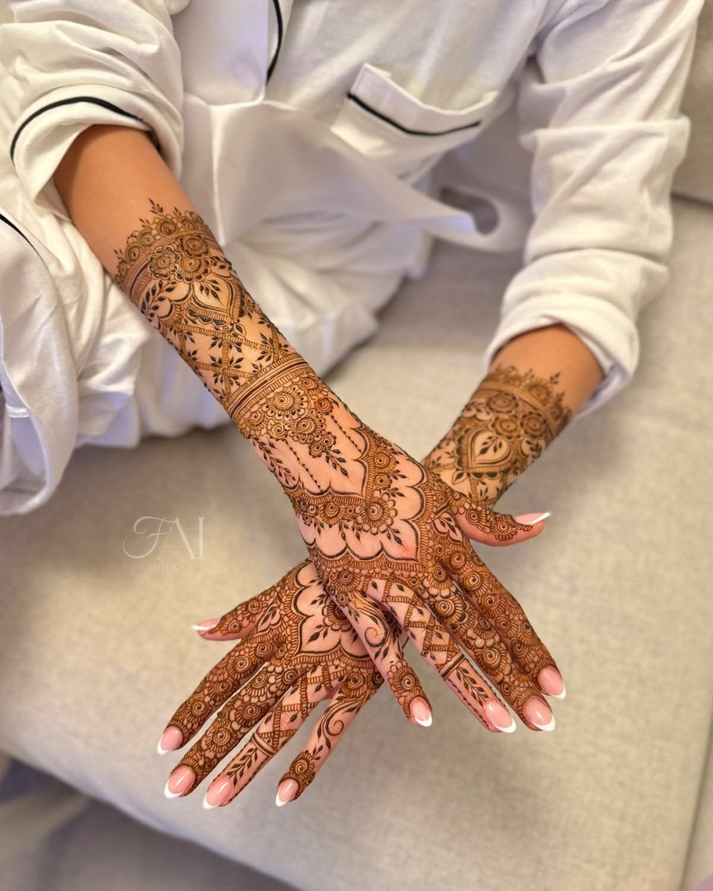 extra detailed henna